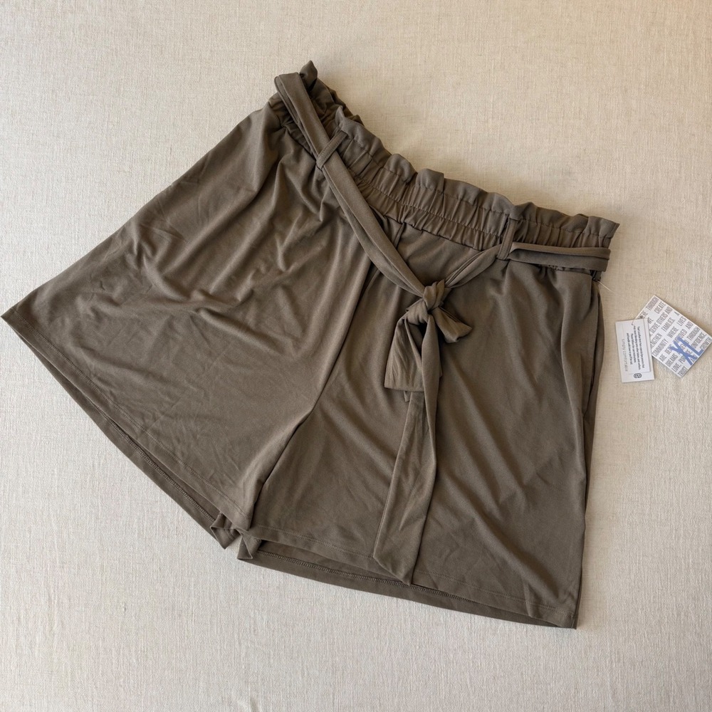 LuLaRoe Womens XL Taupe Brown Paperbag Waist Tie Front Shorts NWT - Picture 1 of 10